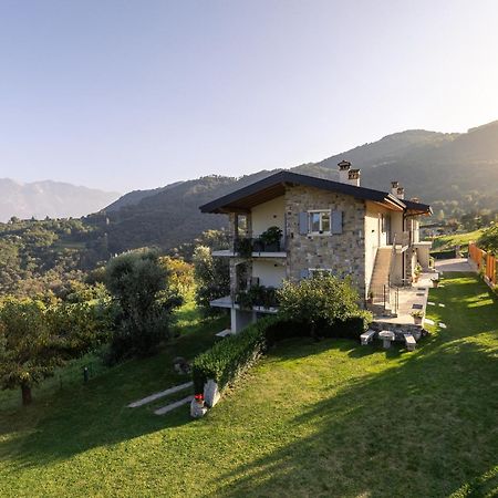 Mos Country House Tremosine Bagian luar foto