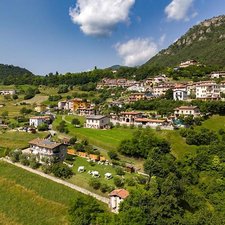 Mos Country House Tremosine Bagian luar foto