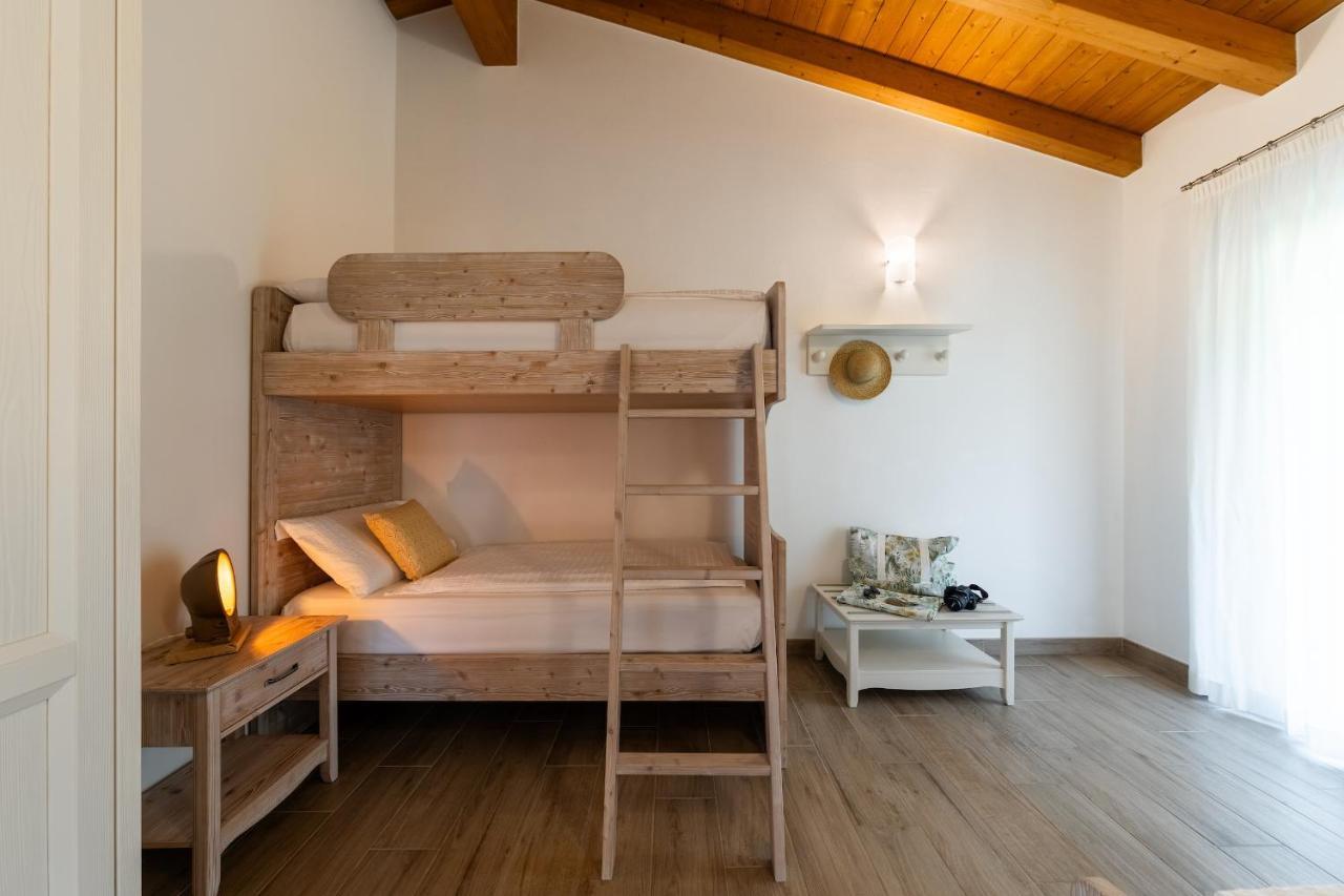 Mos Country House Tremosine Bagian luar foto