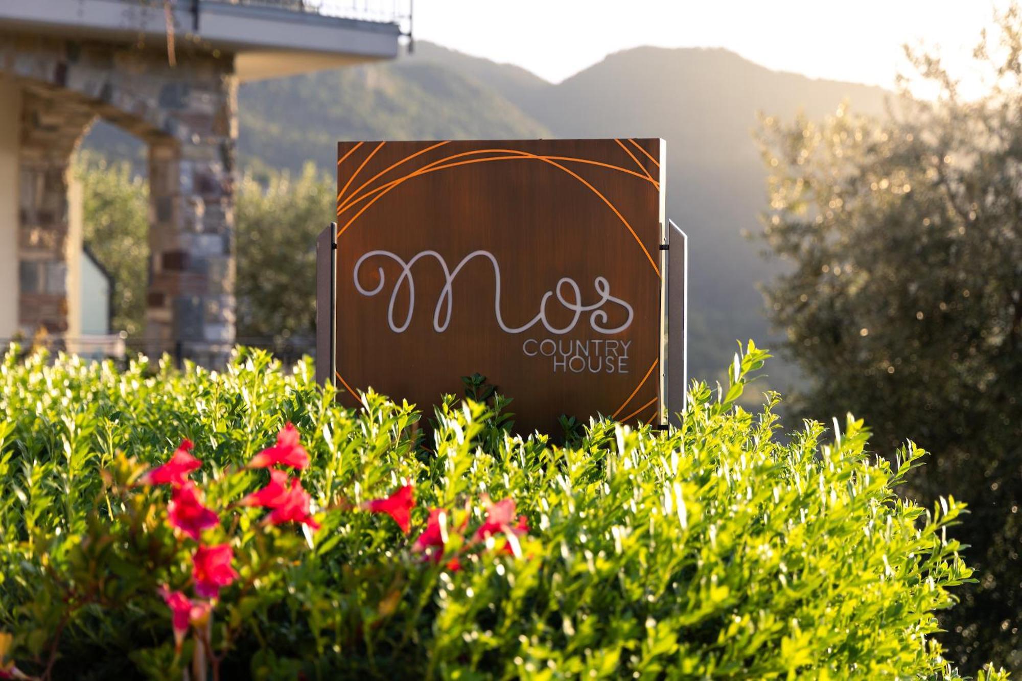 Mos Country House Tremosine Bagian luar foto