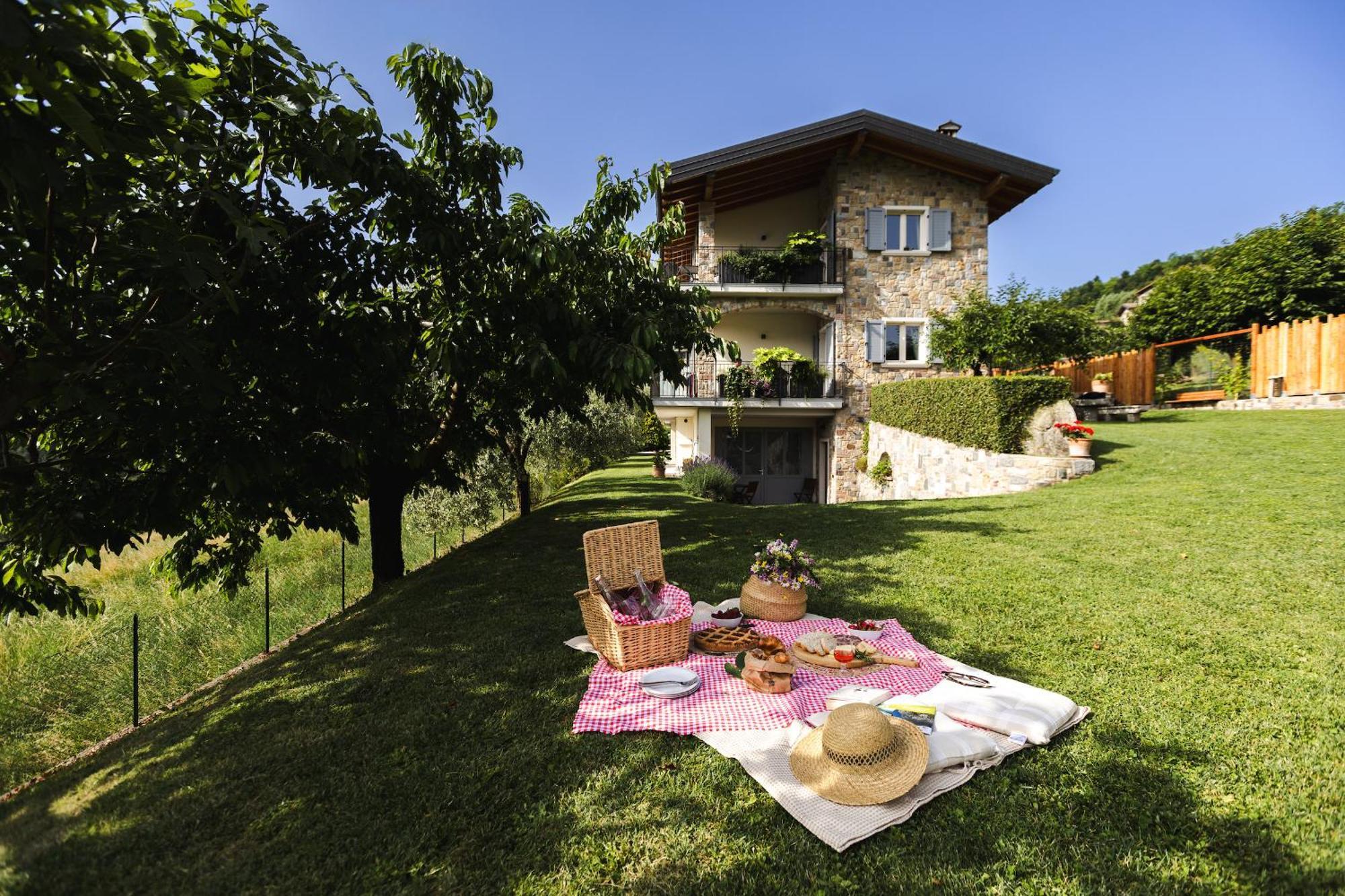 Mos Country House Tremosine Bagian luar foto