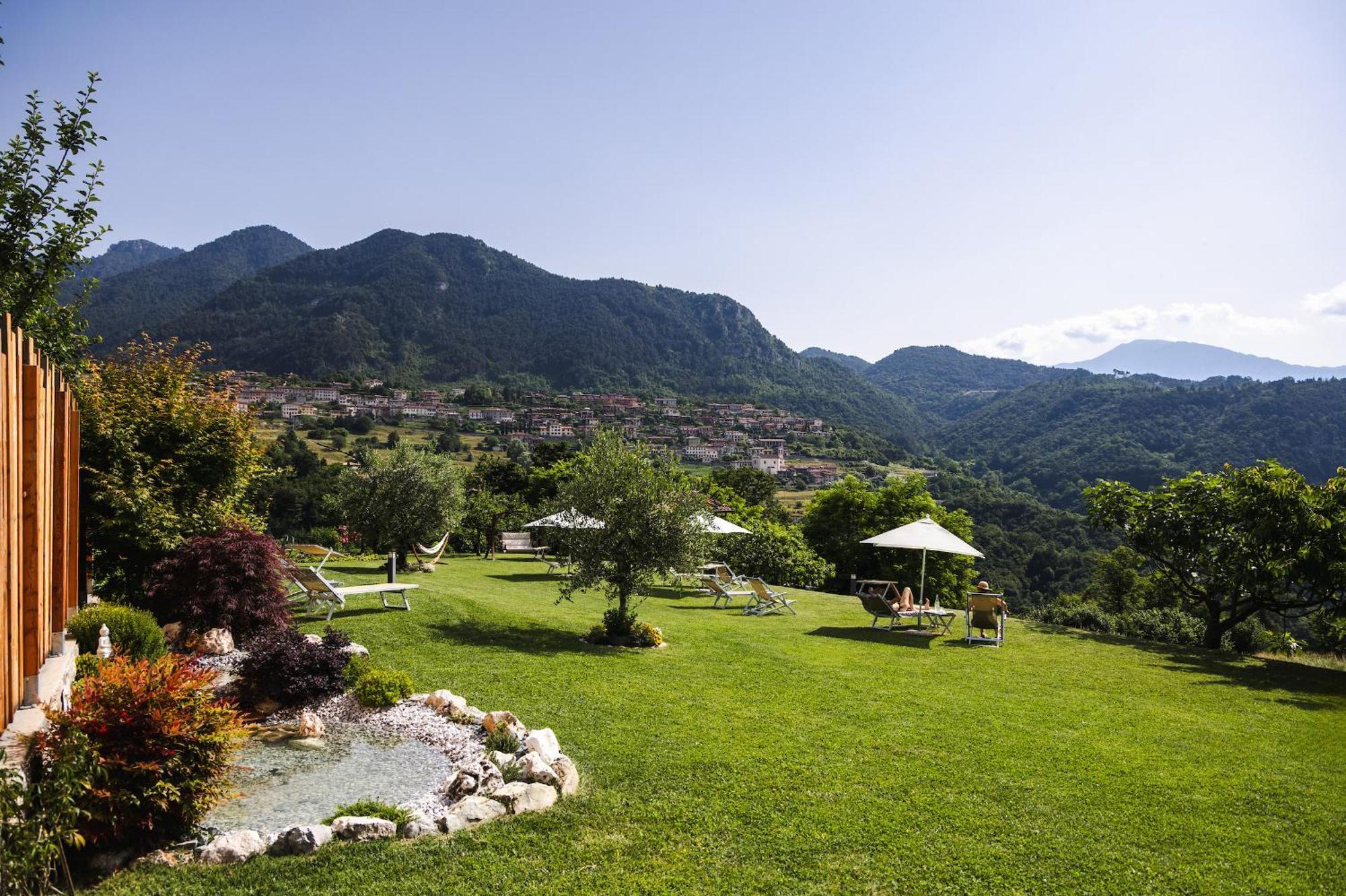 Mos Country House Tremosine Bagian luar foto