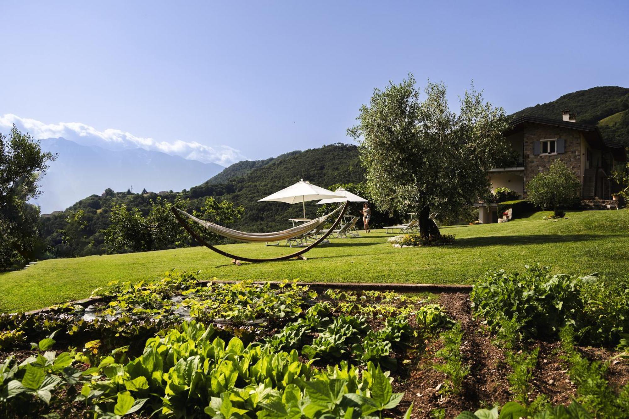 Mos Country House Tremosine Bagian luar foto